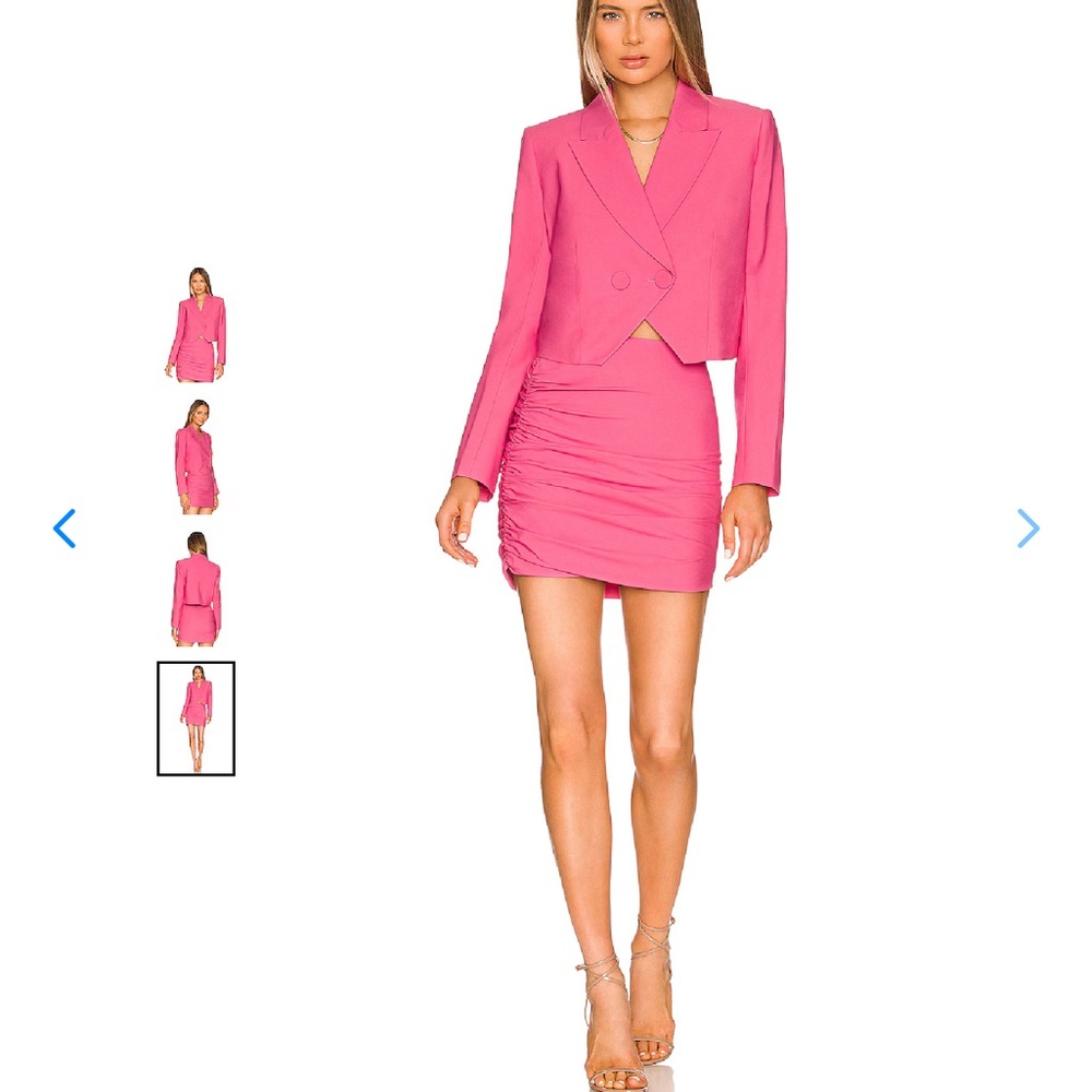 The Sei Pink Crop Double button blazer NWT’s sz 4